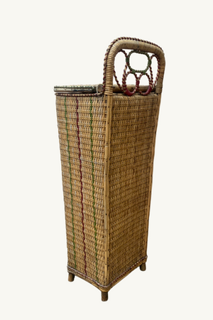 Tall bread basket