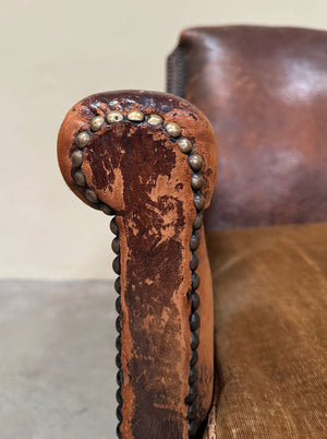 Leather armchair with studs 'as is'