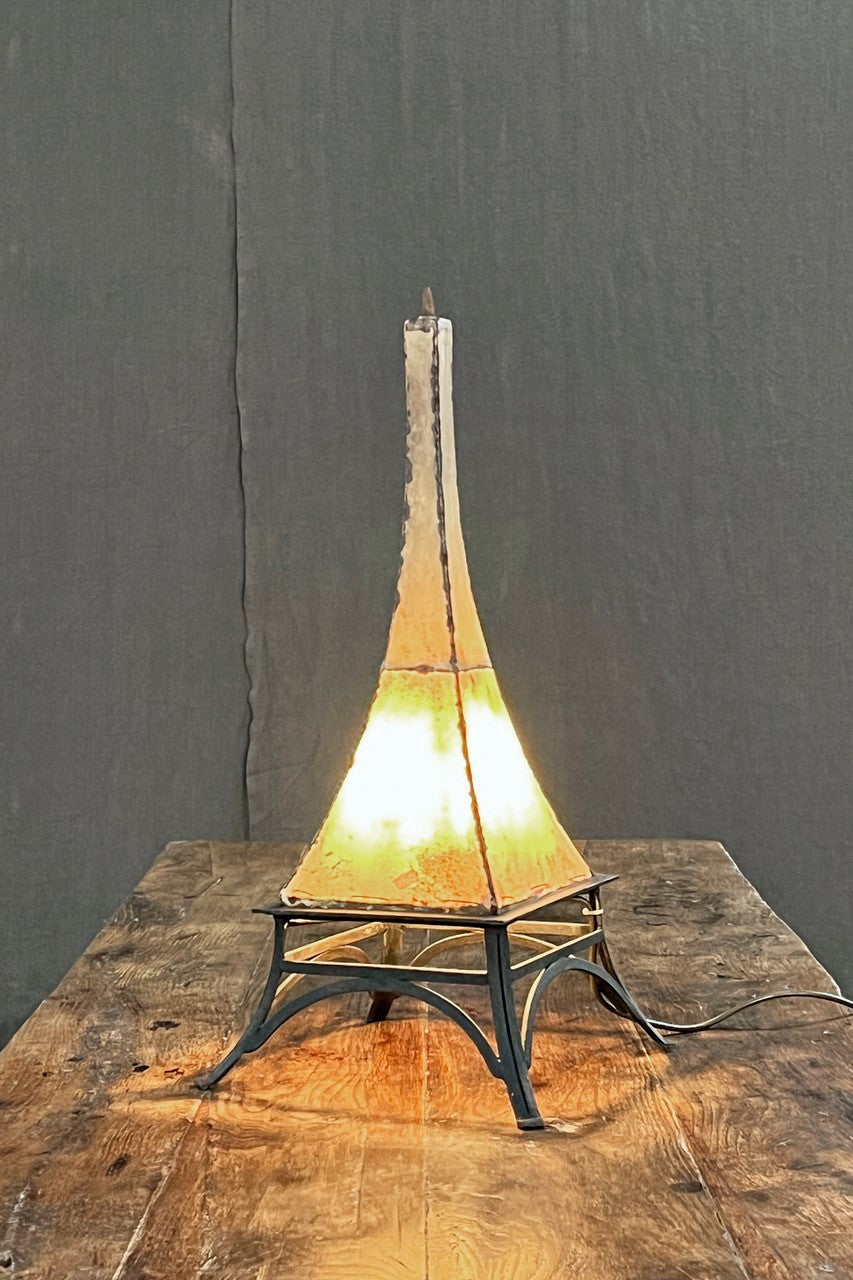 Metal base 'Eiffel' table lamp