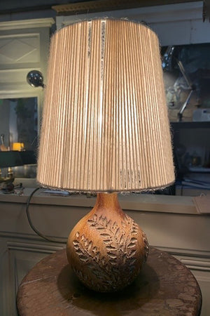 Wool shade table lamp