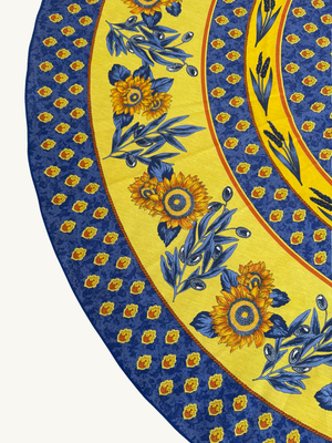 Oval tablecloth