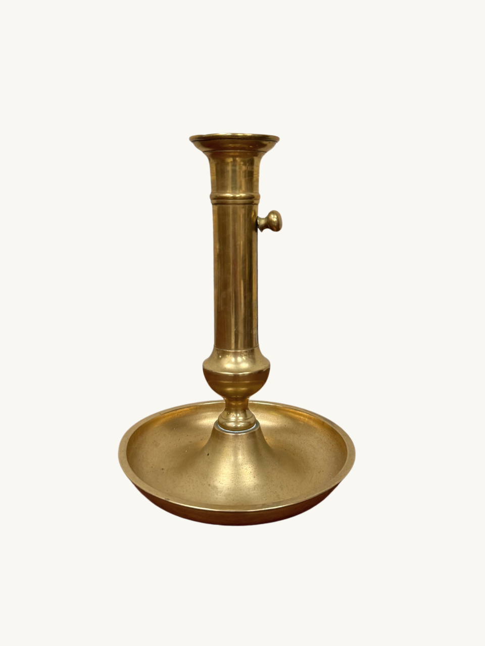 Brass candleholder with base