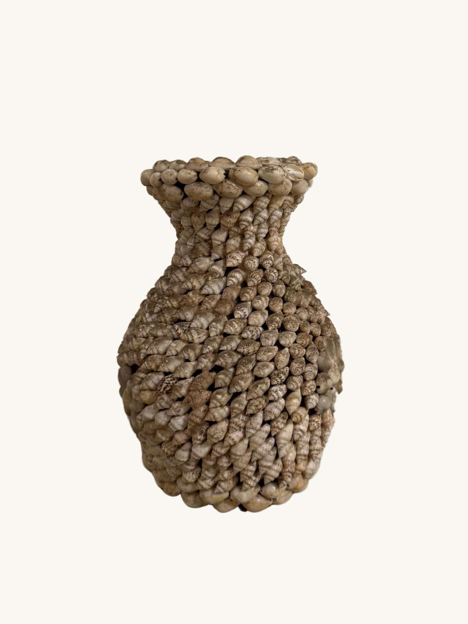 Shell vase