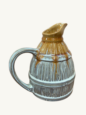 Wine pitcher