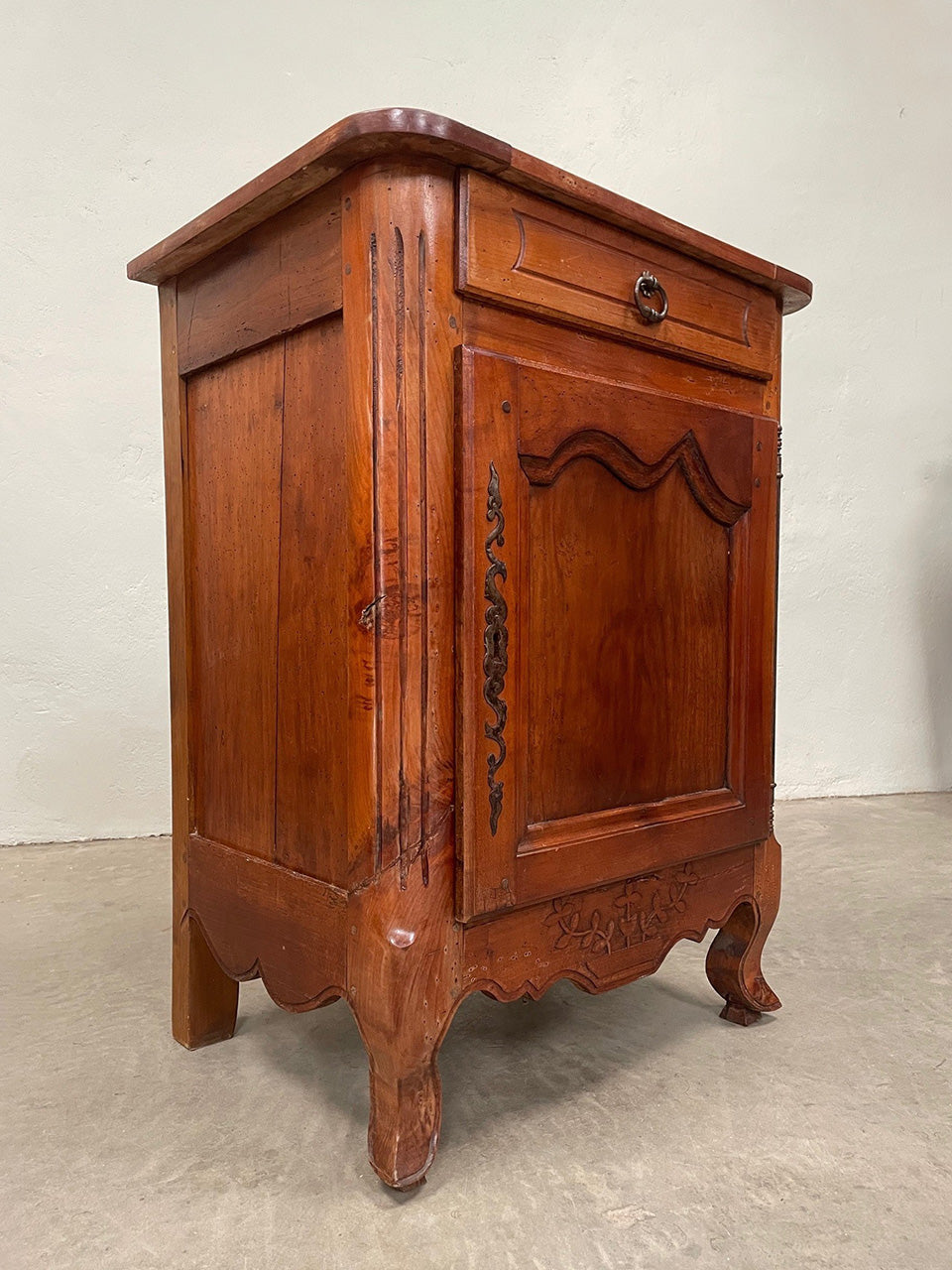 Louis XV style cupboard