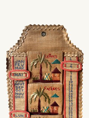 Rattan organiser
