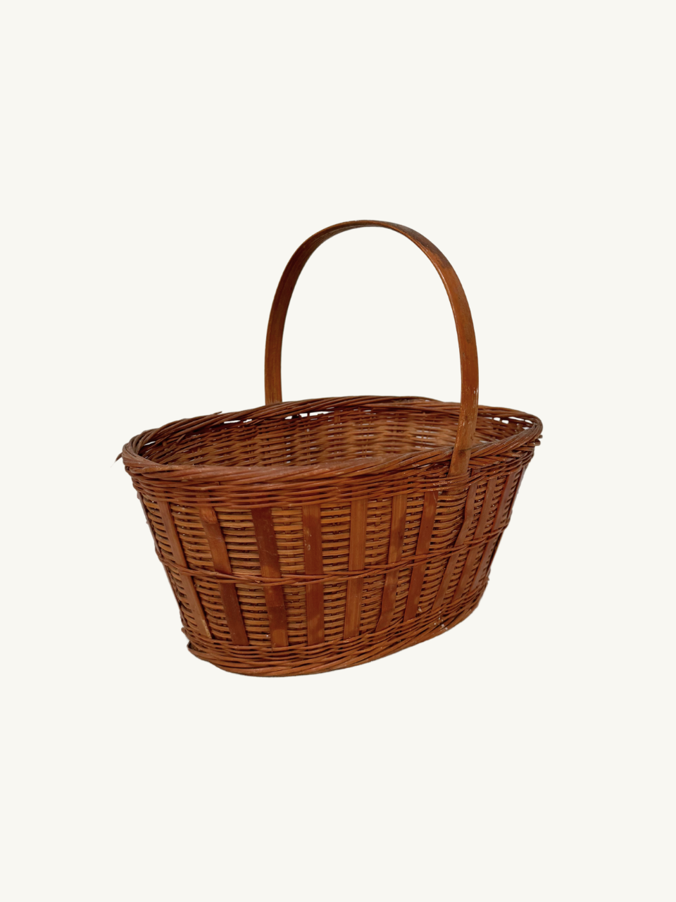 Basket with handle