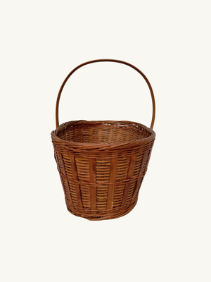 Basket with handle