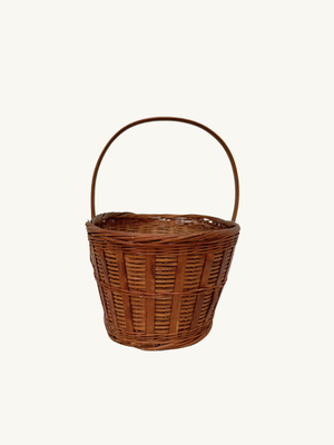 Basket with handle