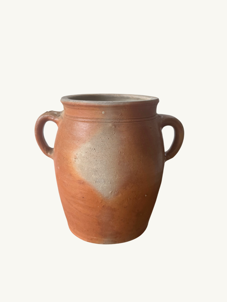 Earthenware pot