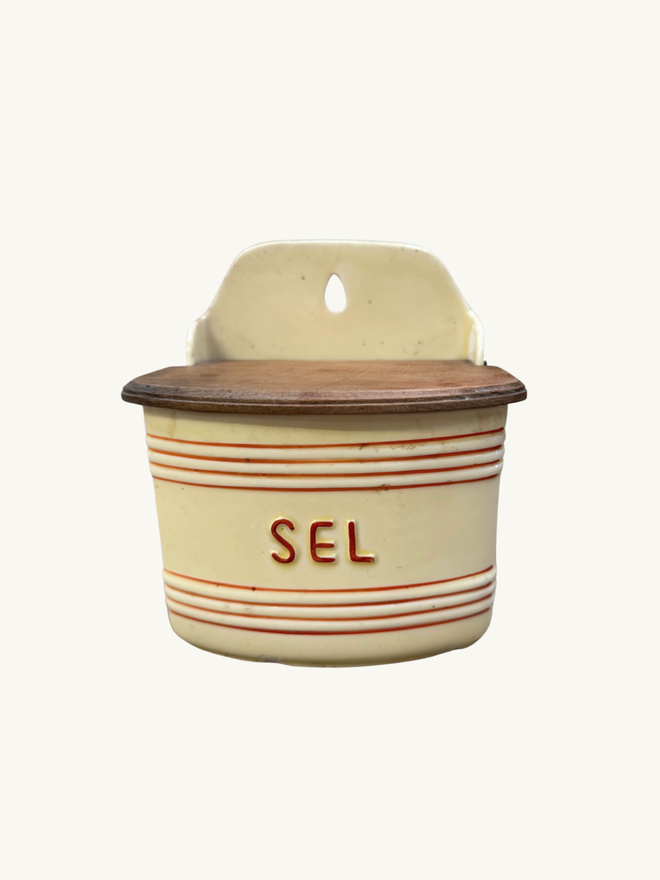 Salt pot