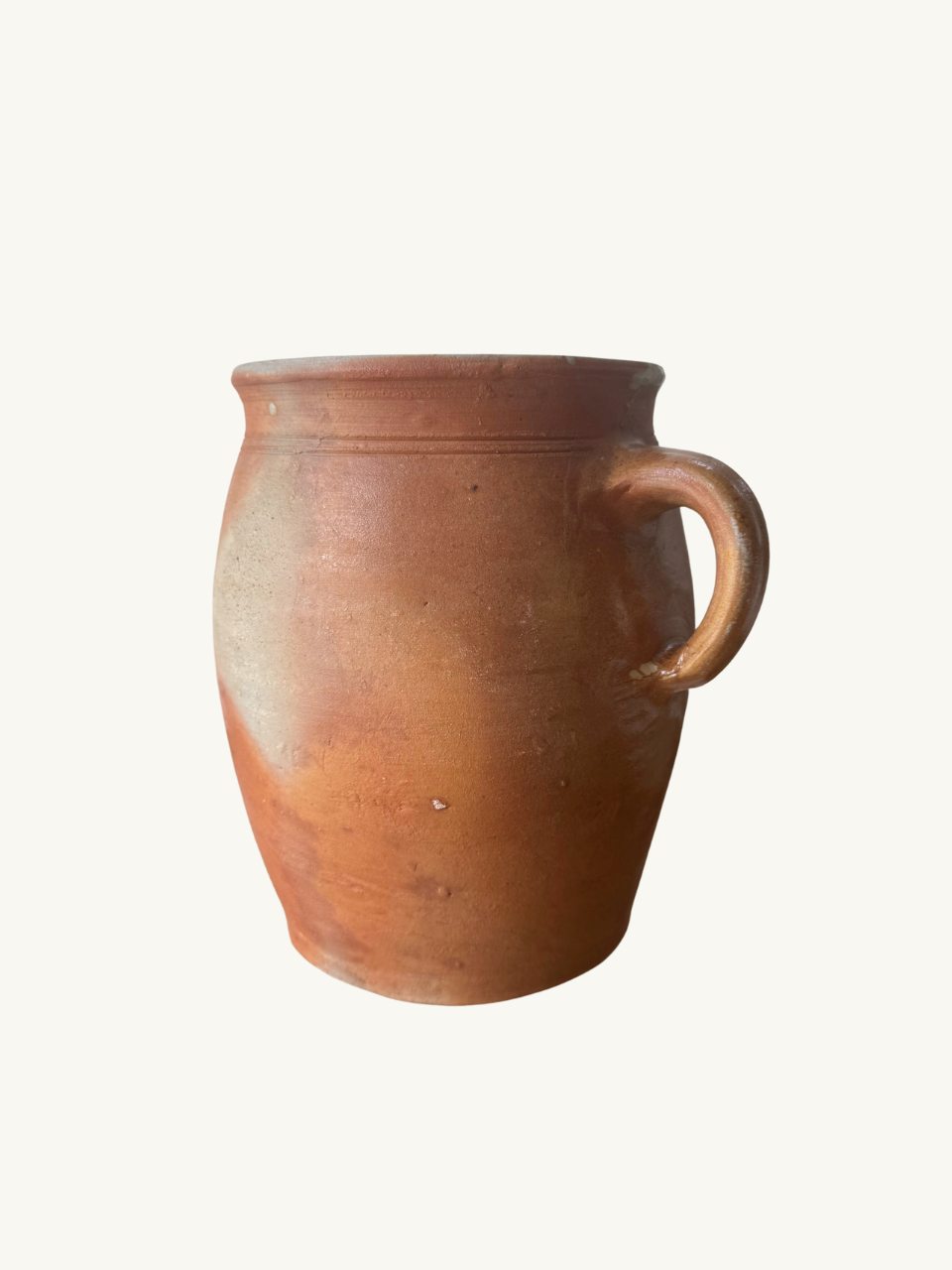Earthenware pot