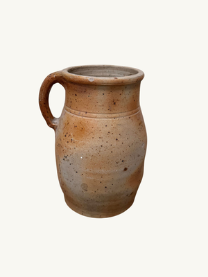 Stoneware pot