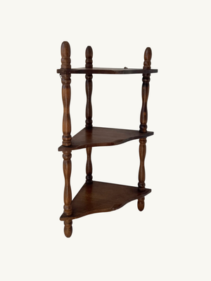 Wall hung corner shelf
