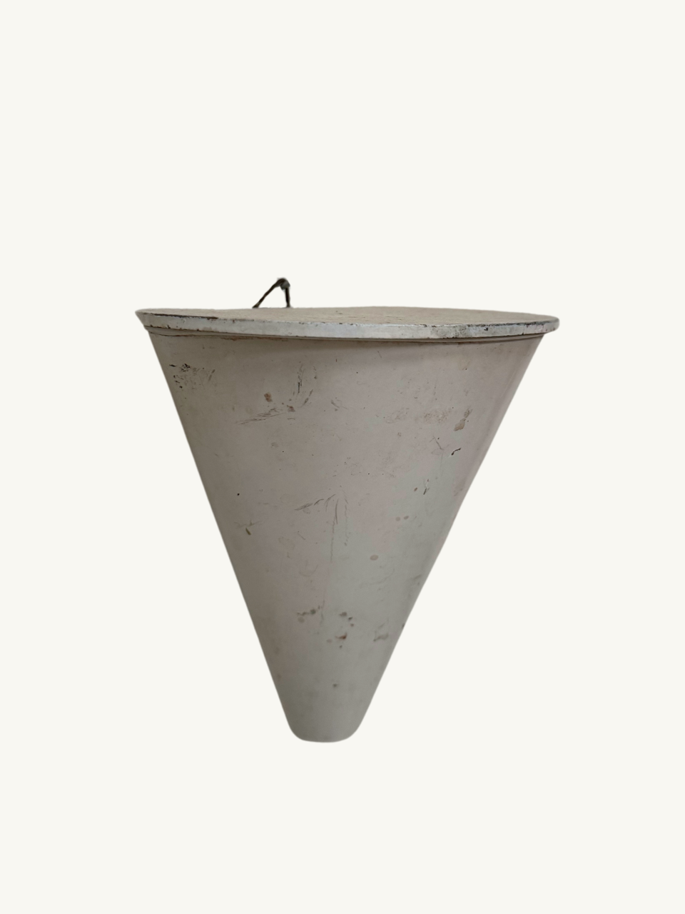 Hanging storage pot