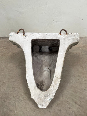 Large corbel