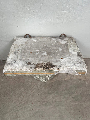 Large corbel