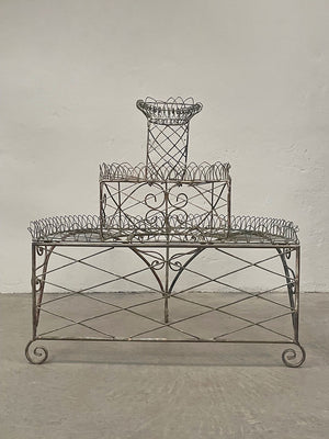 Garden etagere