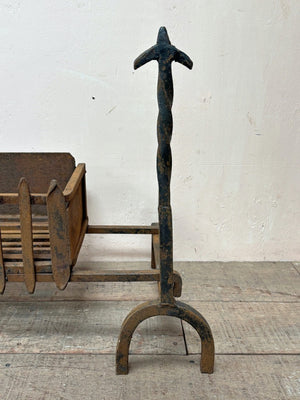 Fire basket and dogs