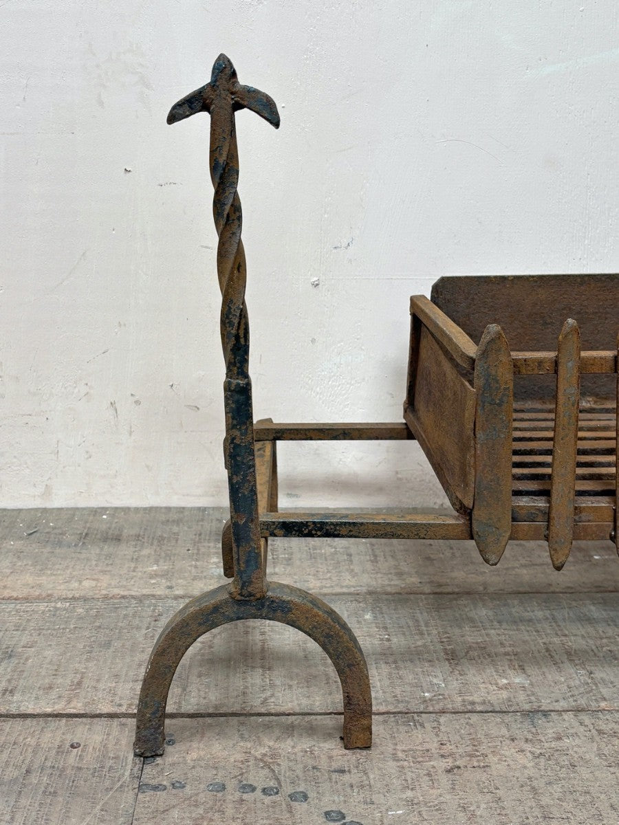 Fire basket and dogs