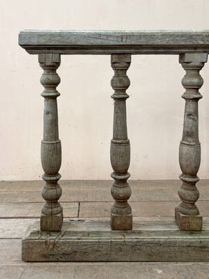 Oak balustrade
