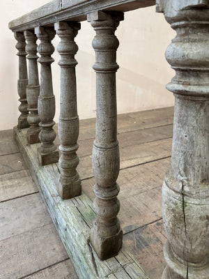 Oak balustrade