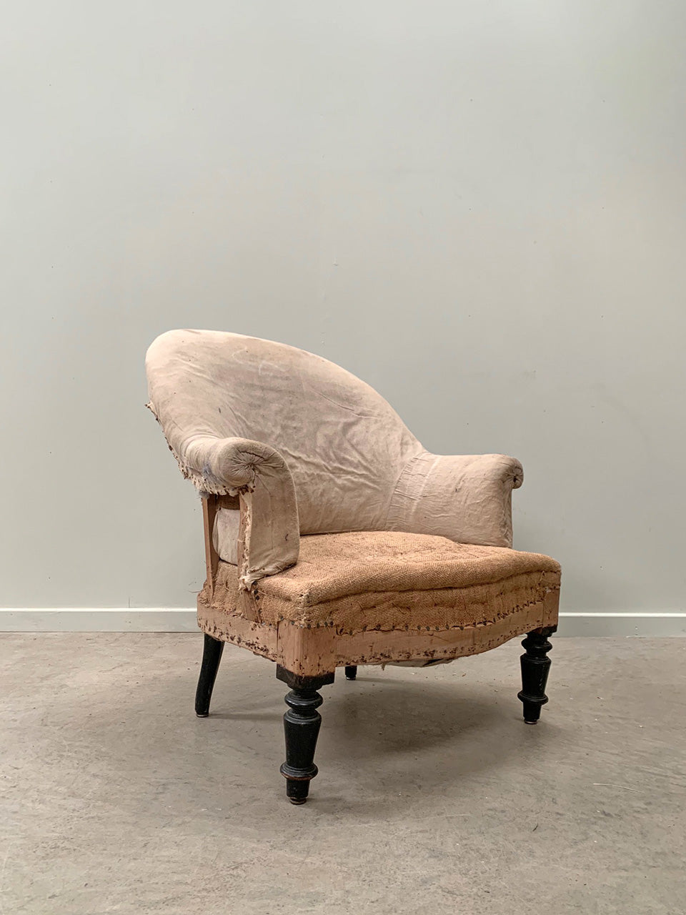 Crapaud armchair for re-upholstery 'as is' (Reserved)