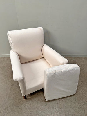 20th century armchair with flat armrests