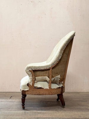 High back armchair with fluted legs
