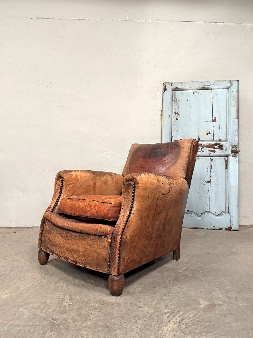 Leather club armchair