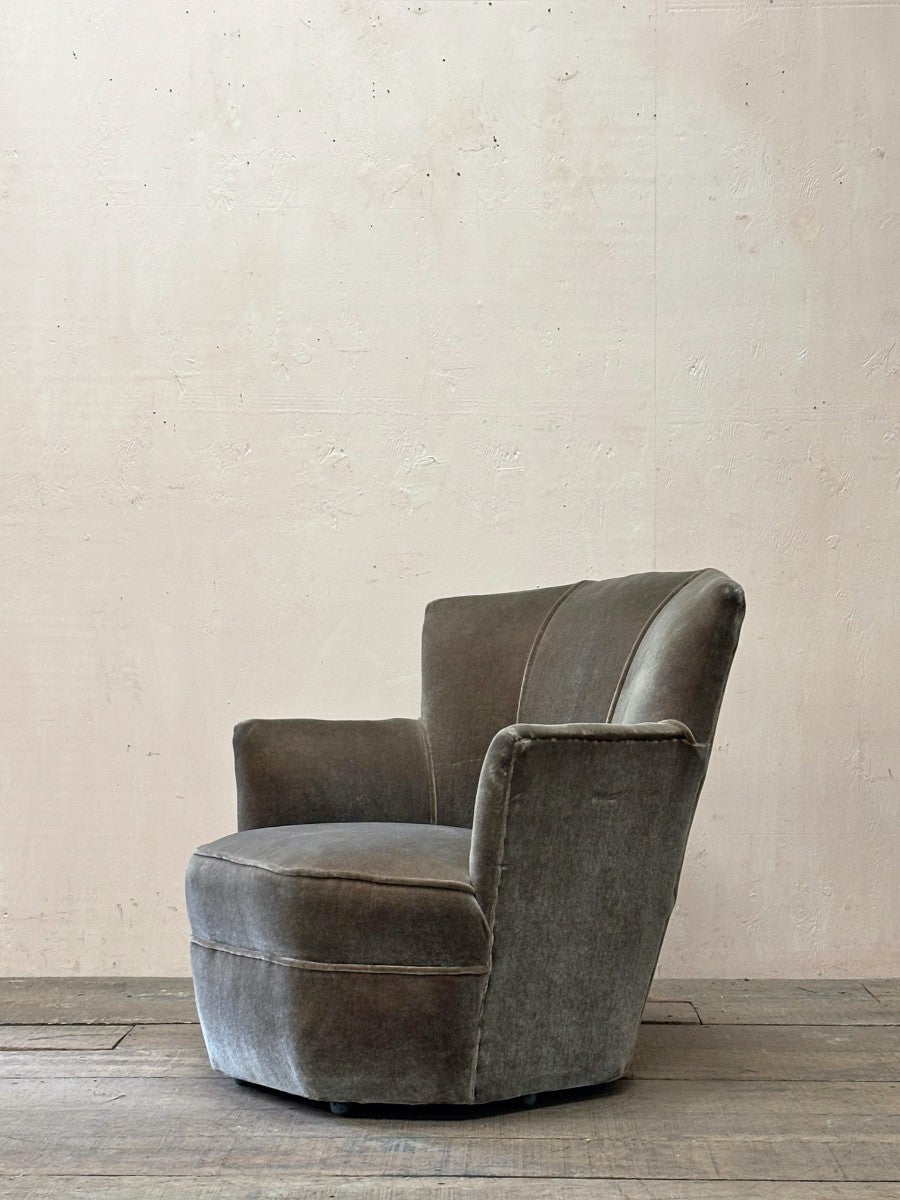 Octagonal chair 'as is'