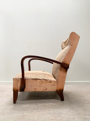 Curved open armchair with headrest 'as is'