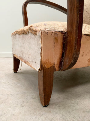Curved open armchair with headrest 'as is'