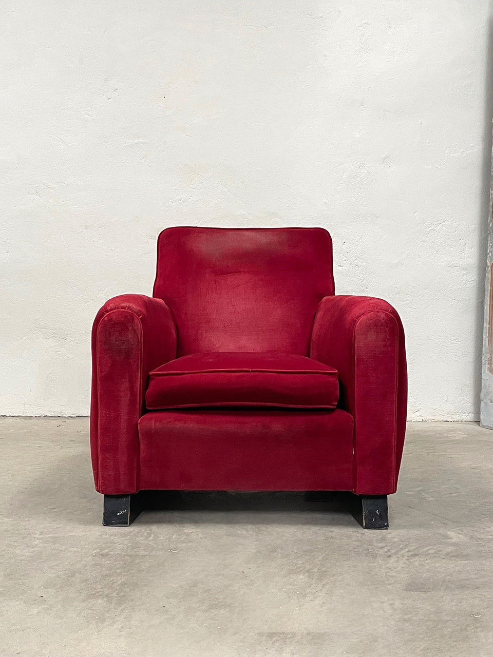 Pair of block feet armchairs