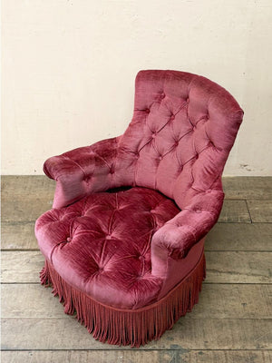 Pair of deep buttoned armchairs