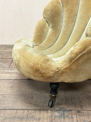 Pair of shell armchairs (pair, 'as is')