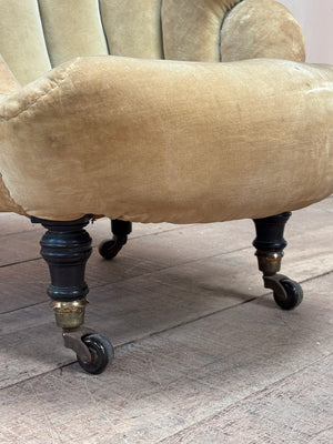 Pair of shell armchairs (pair, 'as is')