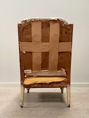 Square back slipper chair