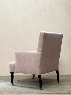 Square form armchair (+VAT)