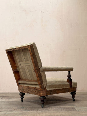 Open armchair  ﻿