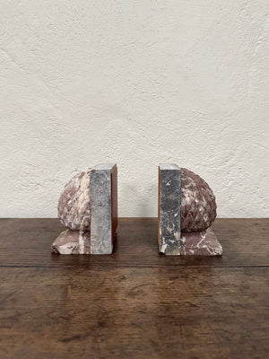 Acorn bookends