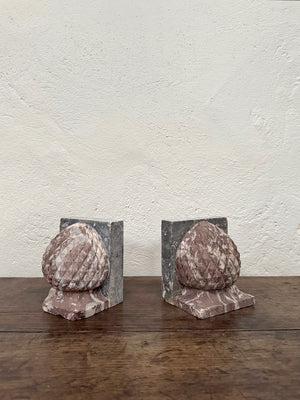 Acorn bookends