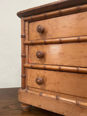 Scale model chest of drawers