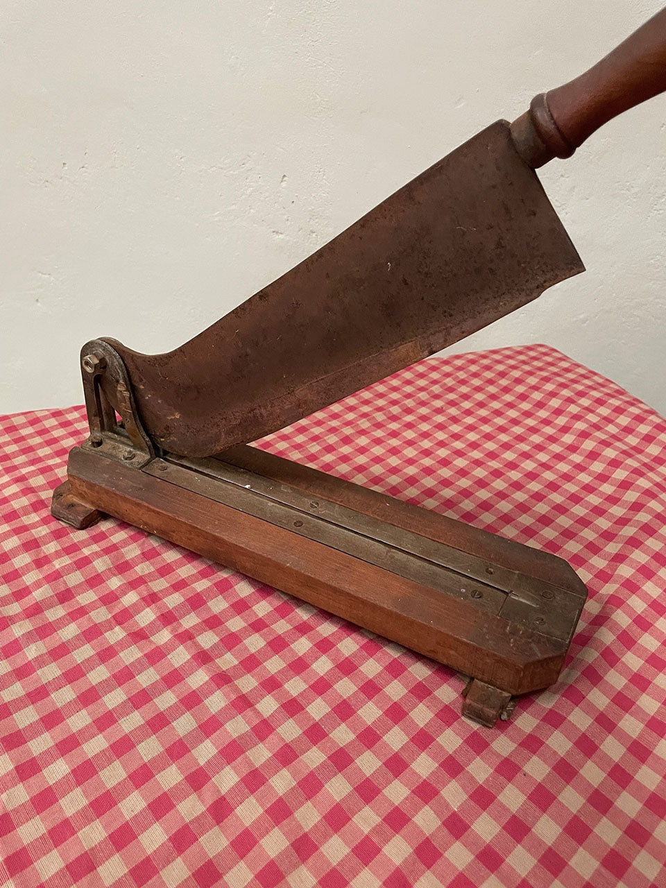 Baguette cutter