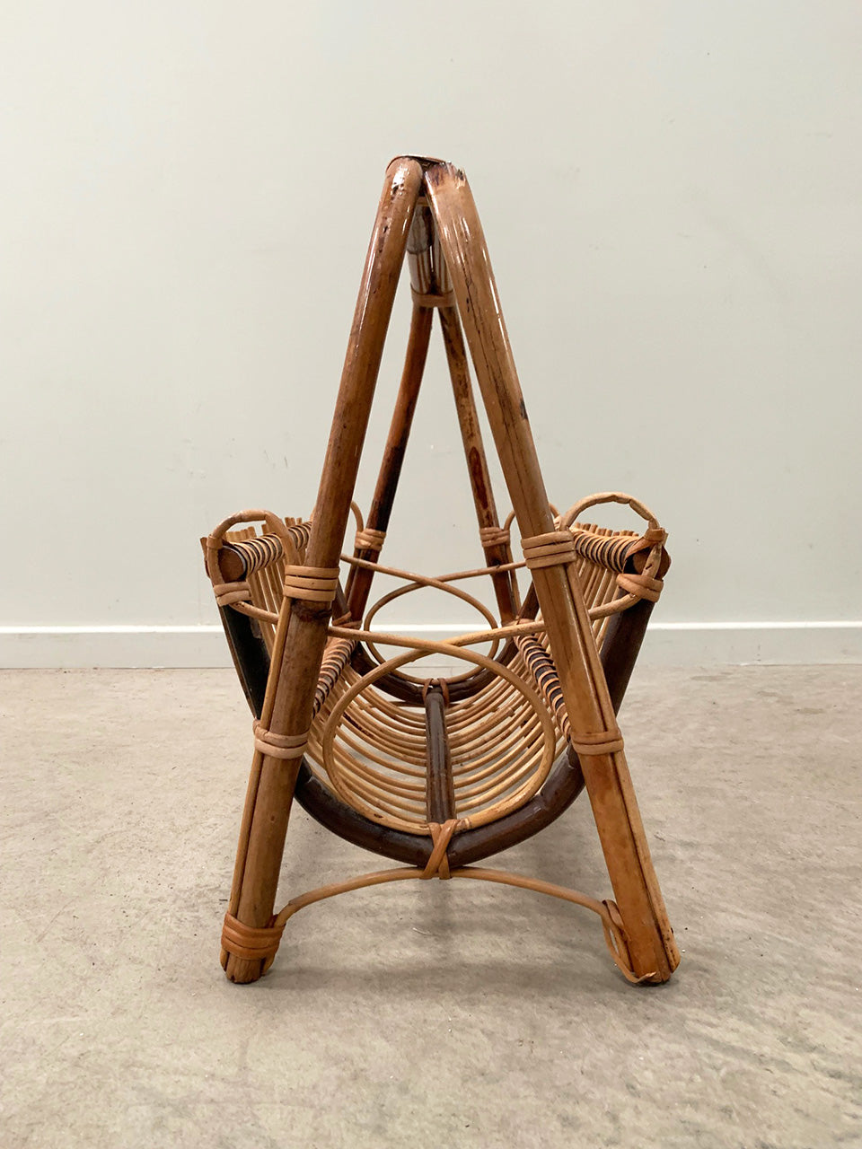 Bamboo magazine rack