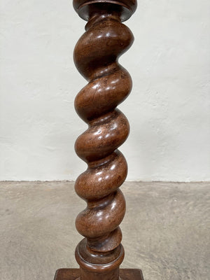 Barley twist column