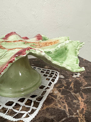 Leaf design centrepiece