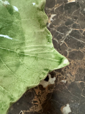 Leaf design centrepiece
