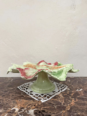 Leaf design centrepiece