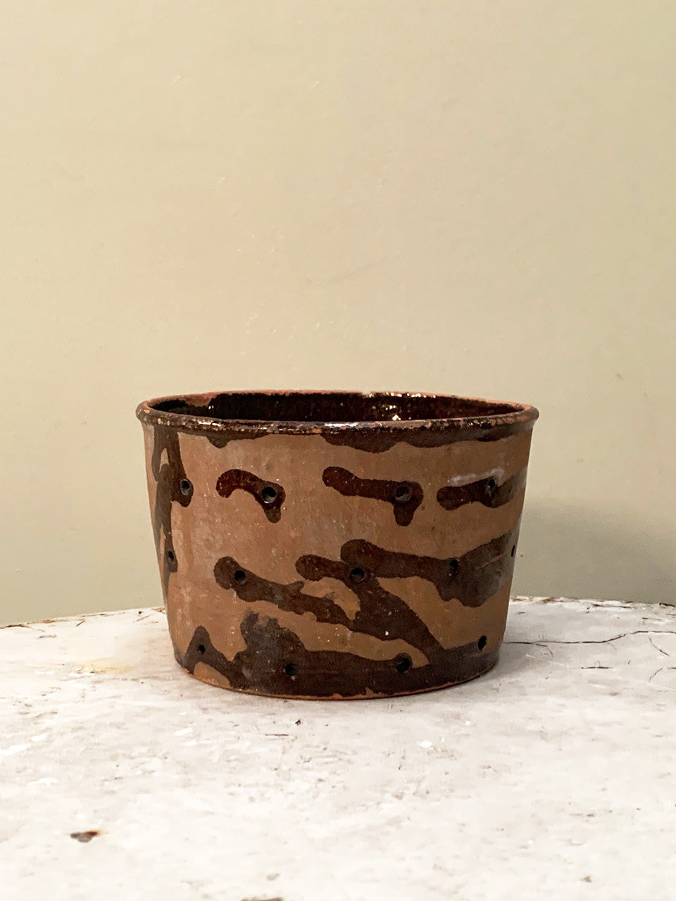 Drip glaze cheese strainer